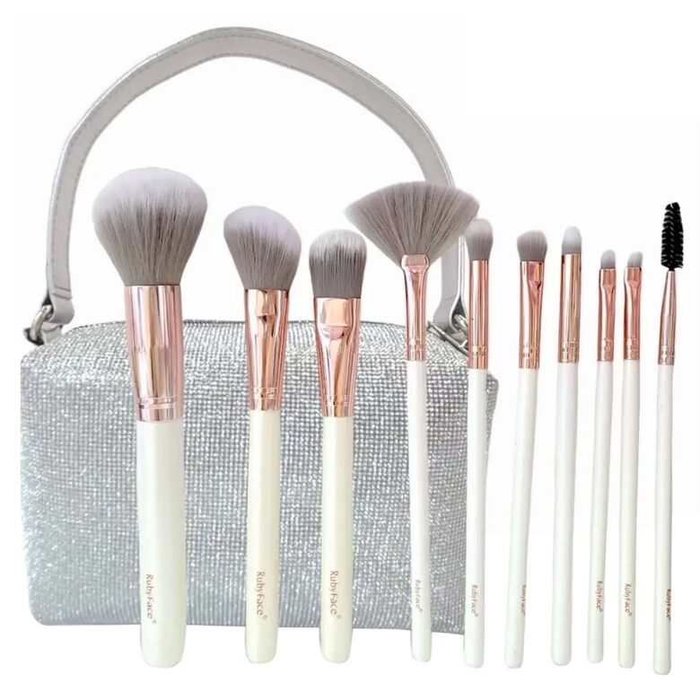 Teptukų rinkinys su prabangia kosmetine