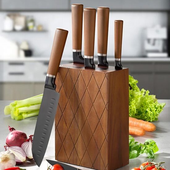 Peilių rinkinys su stovu ,,XLINE"