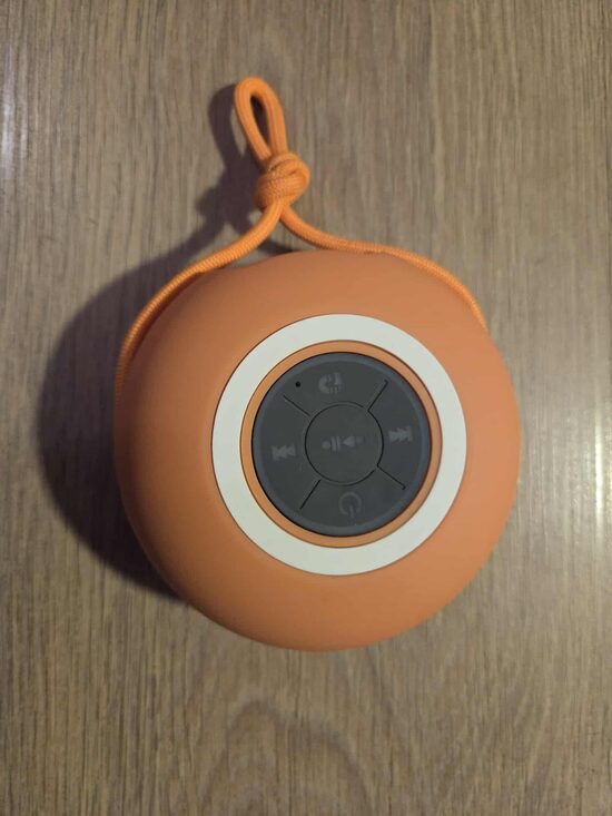 Garso kolonėlė su bluetooth (naudotos)