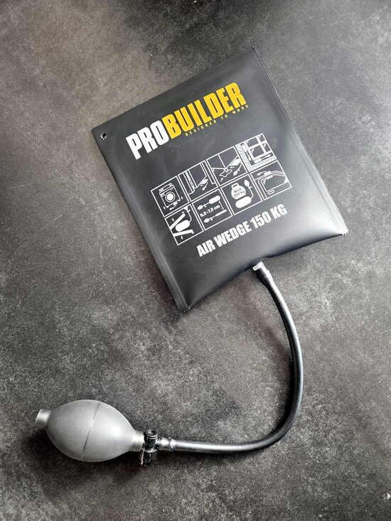 Nauja PROBUILDER pripučiama kėlimo pagalvė