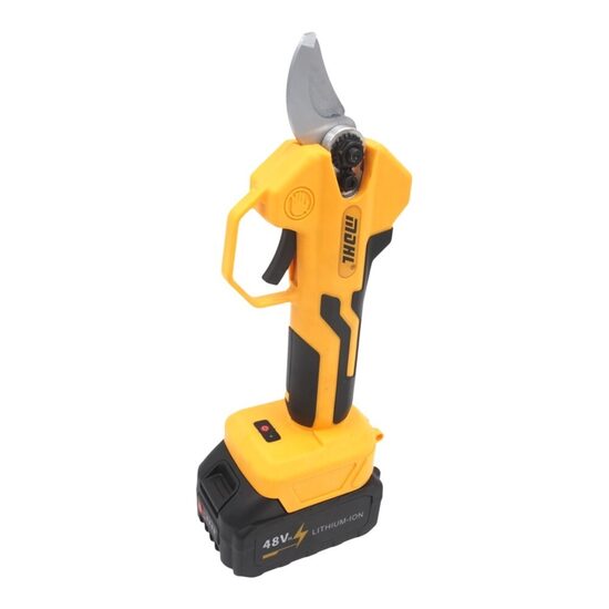 Akumuliatorinis sekatorius ,,XLINE"