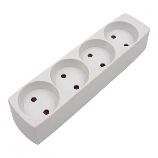 ,,Gelia" keturių lizdų rozetė (be laido)