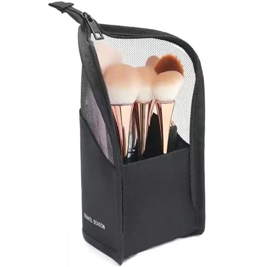Kompaktiška kosmetinė ir šepetėlių dėklas viename